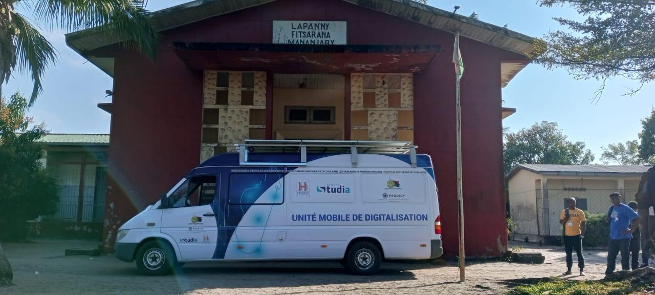 Camion de numérisation EC-MADA